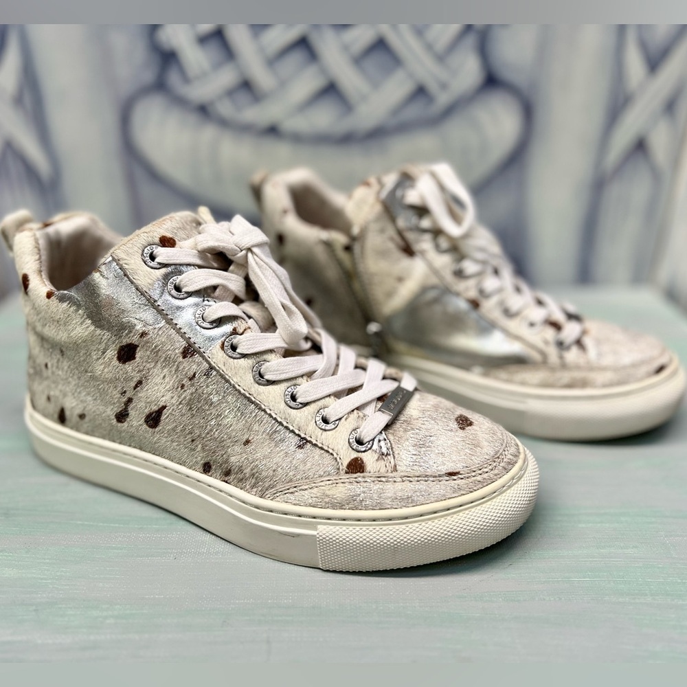 J/Slides Ludlow High-Top Off White Metallic Pony Hair Sneaker Size 6